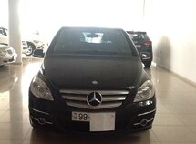 Mercedes B 170