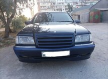 Mercedes C 180