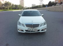 Mercedes E 220