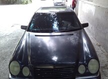 Mercedes E 230