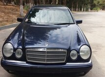 Mercedes E 230
