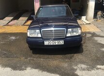 Mercedes E 220