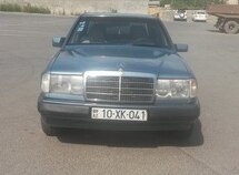 Mercedes E 300
