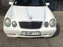Mercedes E 220