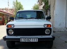 LADA (VAZ) Niva