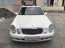 Mercedes E 220