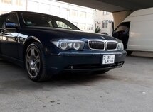 BMW 745