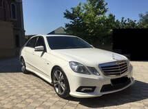Mercedes E 250