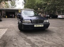 Mercedes C 240