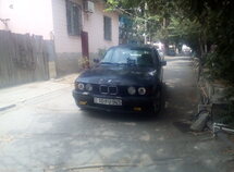BMW 525