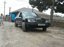 Mercedes E 220
