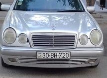 Mercedes E 300