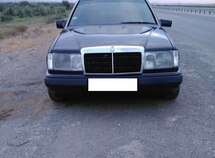 Mercedes E 200
