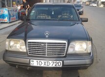 Mercedes E 220