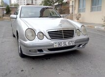 Mercedes E 240