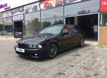 BMW 528