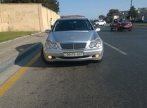 Mercedes C 200