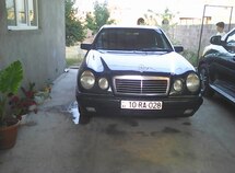 Mercedes E 200