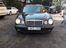 Mercedes E 230