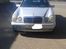 Mercedes E 230