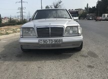 Mercedes E 300