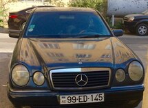 Mercedes E 220