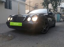 Mercedes E 220