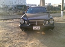 Mercedes E 320