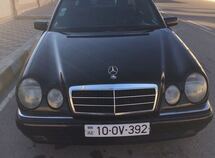 Mercedes E 220