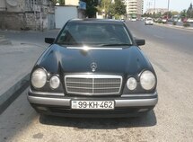 Mercedes E 220