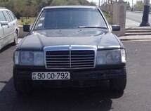 Mercedes E 200