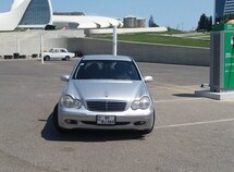Mercedes C 200