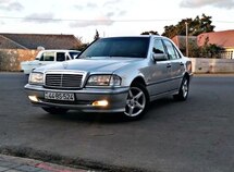 Mercedes C 240