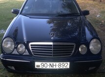 Mercedes E 220