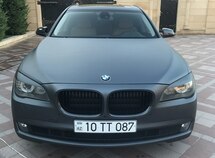 BMW 740