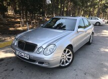 Mercedes E 320