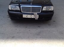 Mercedes C 180