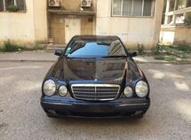 Mercedes E 240