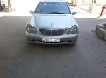 Mercedes C 240