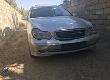 Mercedes C 240