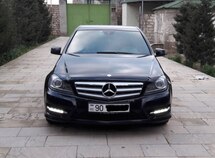 Mercedes C 180