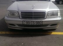 Mercedes C 180
