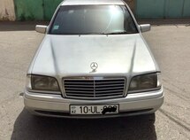 Mercedes C 180