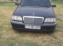 Mercedes C 240