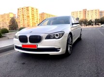 BMW 750