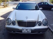 Mercedes E 240