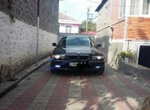BMW 740