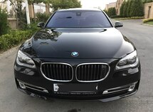 BMW 750