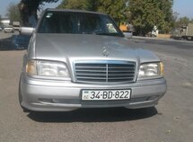 Mercedes C 200