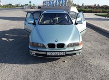 BMW 528